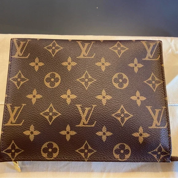 SOLD ON MERCARI New Authentic Louis Vuitton Toiletry 19 - Picture 2 of 12